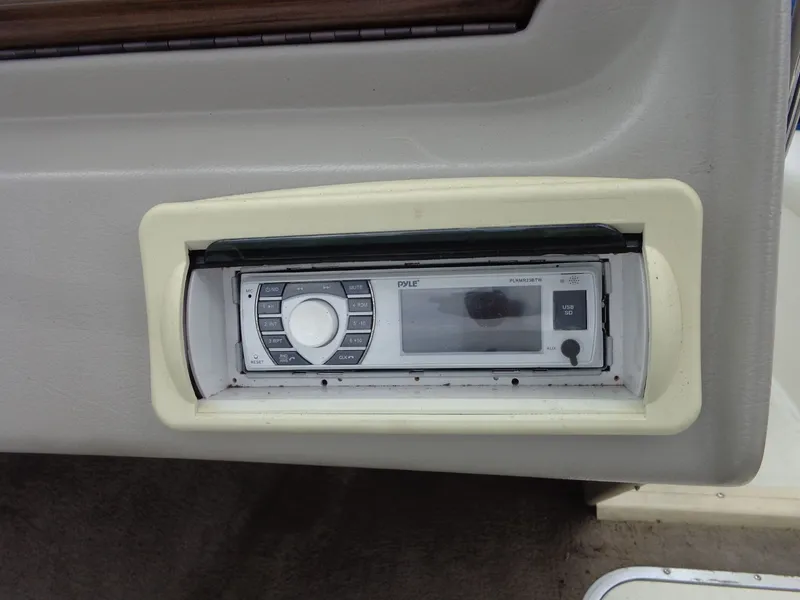 Slide: The Image of Stingray 180 RX 2005 - 13