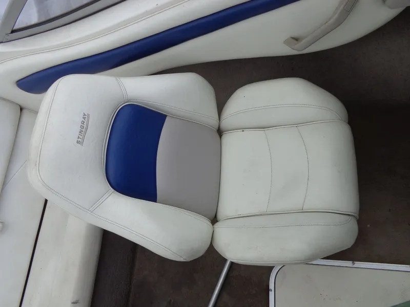 Slide: The Image of Stingray 180 RX 2005 - 15