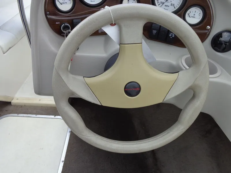 Slide: The Image of Stingray 180 RX 2005 - 21