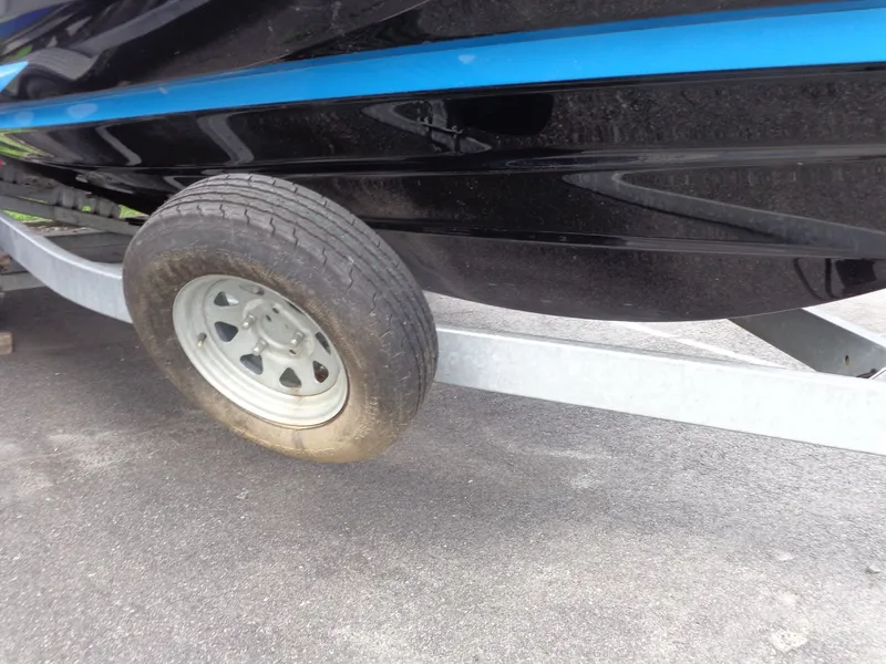 Slide: The Image of Yamaha 252XE 2021 - 12