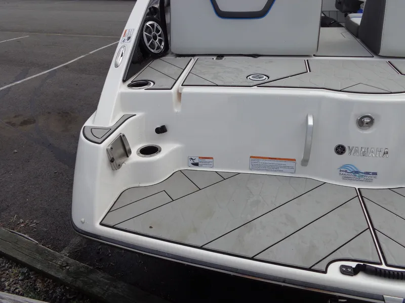 Slide: The Image of Yamaha 252XE 2021 - 20