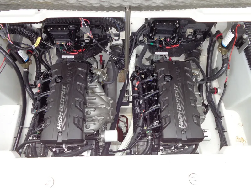 Slide: The Image of Yamaha 252XE 2021 - 30