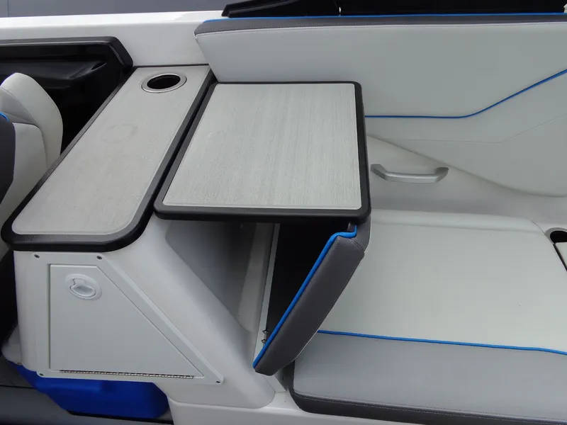 Slide: The Image of Yamaha 252XE 2021 - 36