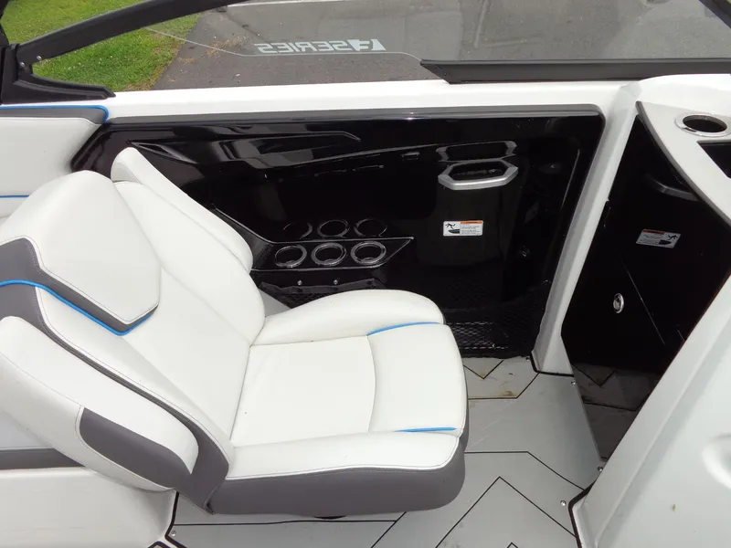 Slide: The Image of Yamaha 252XE 2021 - 37