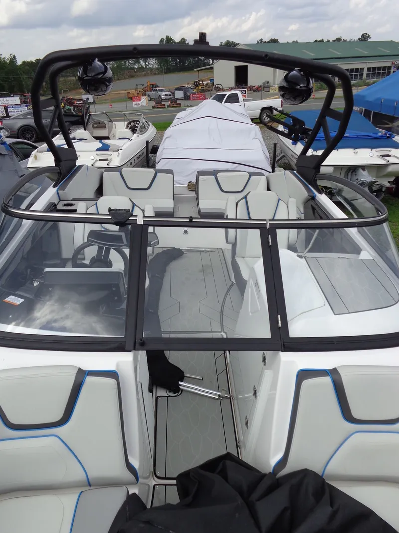 Slide: The Image of Yamaha 252XE 2021 - 54