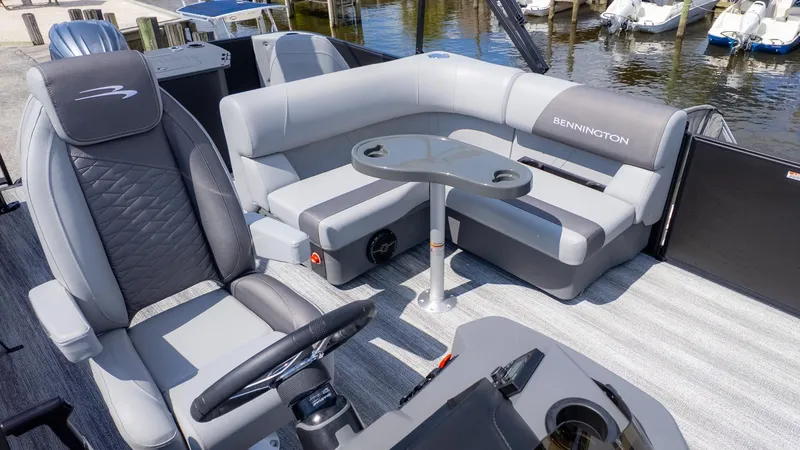 Slide: The Image of Bennington 22 S FISH AND CRUISE 2026 - 10