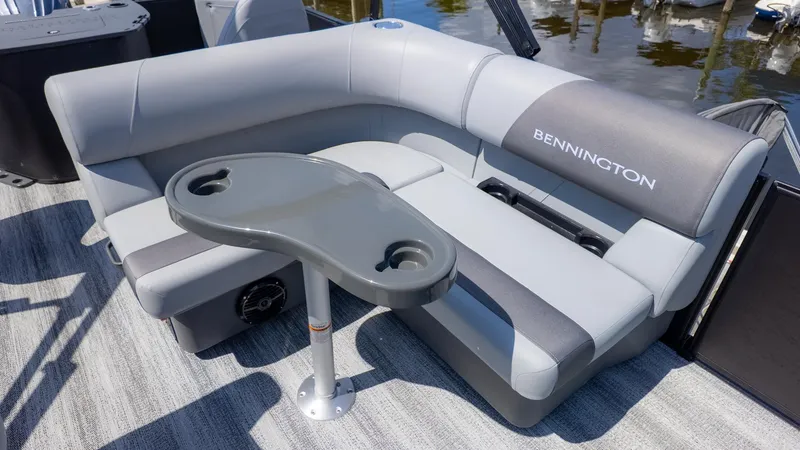 Slide: The Image of Bennington 22 S FISH AND CRUISE 2026 - 11