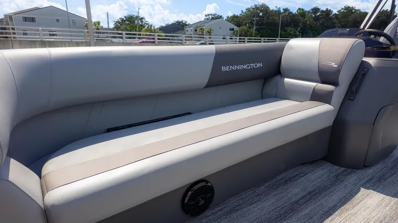 Slide: The Image of Bennington 22 S FISH AND CRUISE 2026 - 17