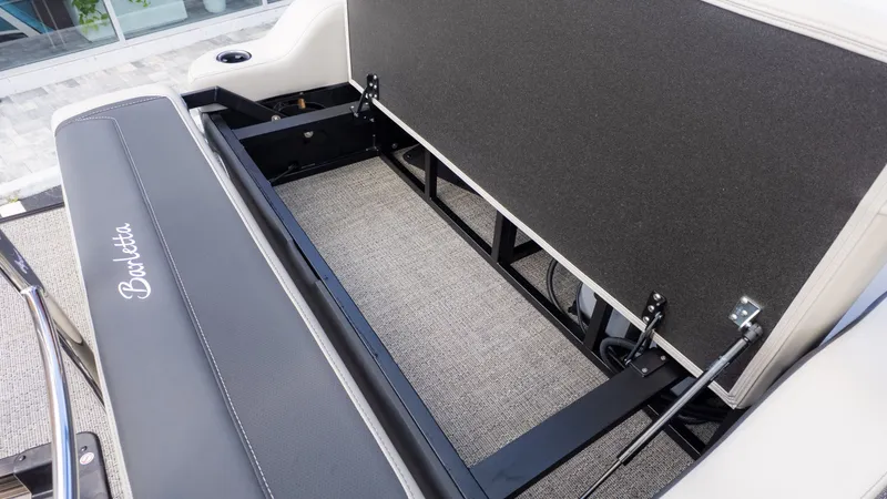 Slide: The Image of Barletta Cabrio C22U 2026 - 16