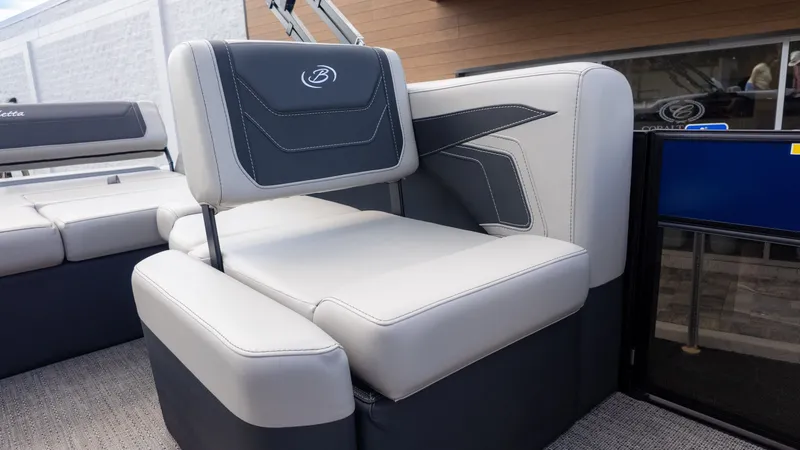 Slide: The Image of Barletta Cabrio C22U 2026 - 21