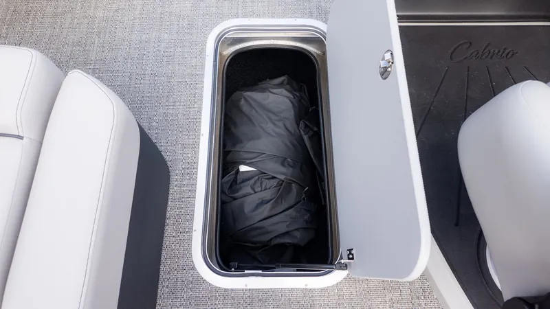 Slide: The Image of Barletta Cabrio C22U 2026 - 23