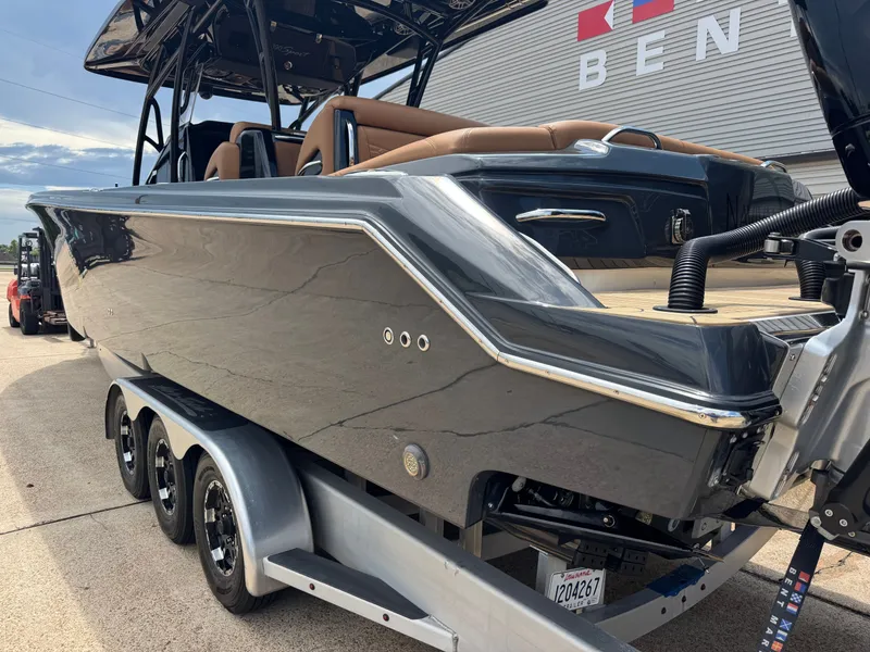 Slide: The Image of Nor-Tech 390 Sport 2024 - 10