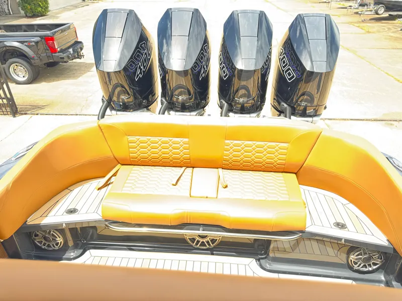 Slide: The Image of Nor-Tech 390 Sport 2024 - 13