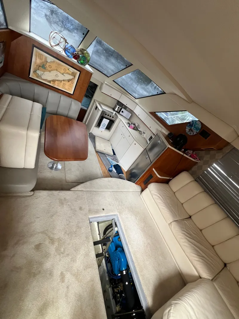 Slide: The Image of Silverton 392 MY 1999 - 13