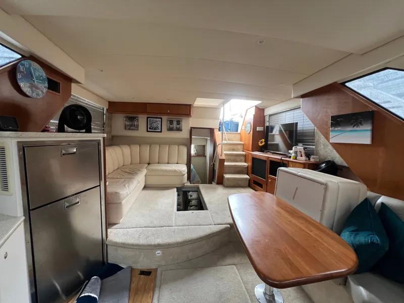 Slide: The Image of Silverton 392 MY 1999 - 16