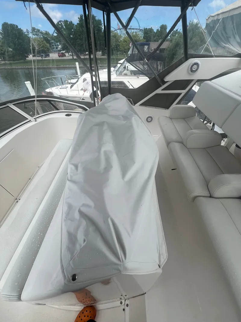 Slide: The Image of Silverton 392 MY 1999 - 7