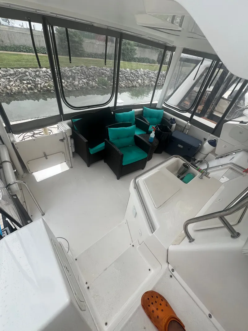 Slide: The Image of Silverton 392 MY 1999 - 9