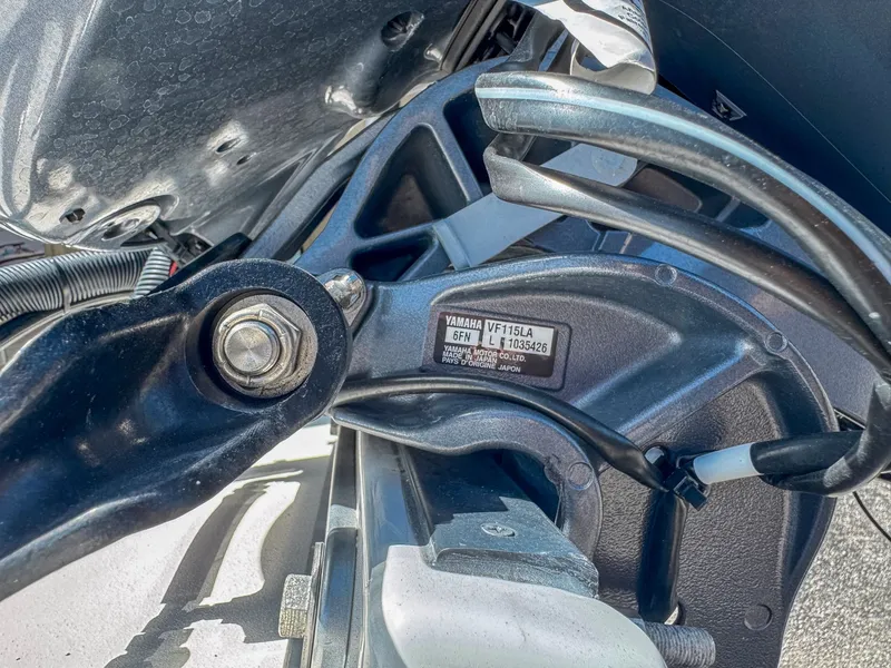 Slide: The Image of Maverick 18 HPX-V 2024 - 16