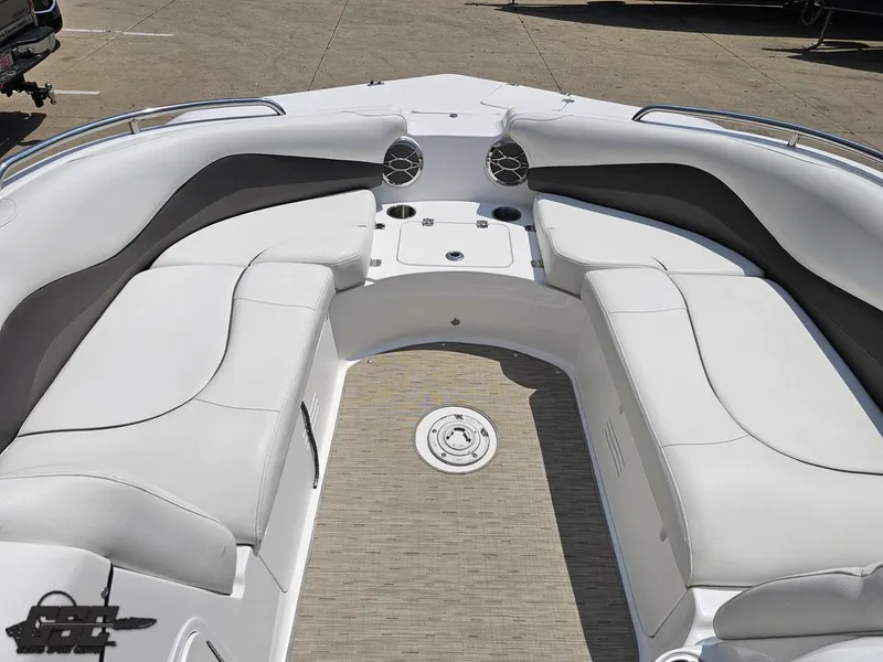 Slide: The Image of Hurricane SunDeck Sport 202 IO 2013 - 65