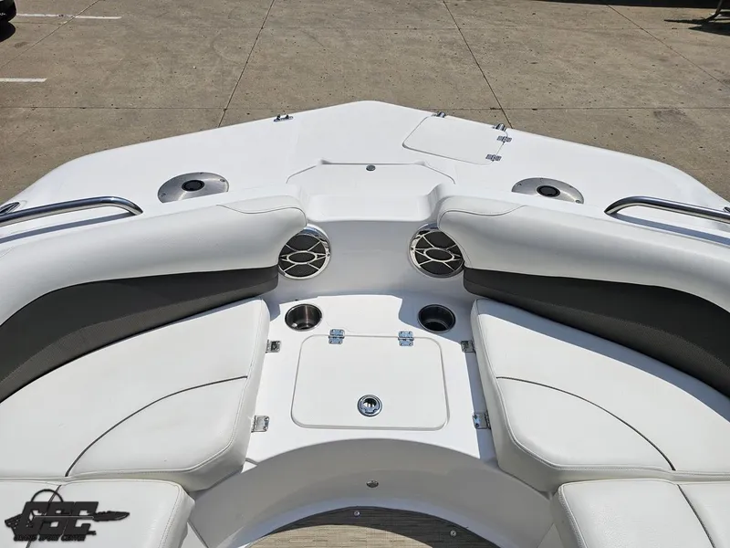 Slide: The Image of Hurricane SunDeck Sport 202 IO 2013 - 66