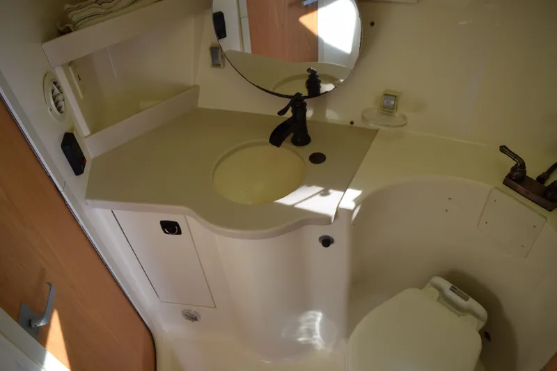 Slide: The Image of Mainship 31 Sedan Bridge 1996 - 11