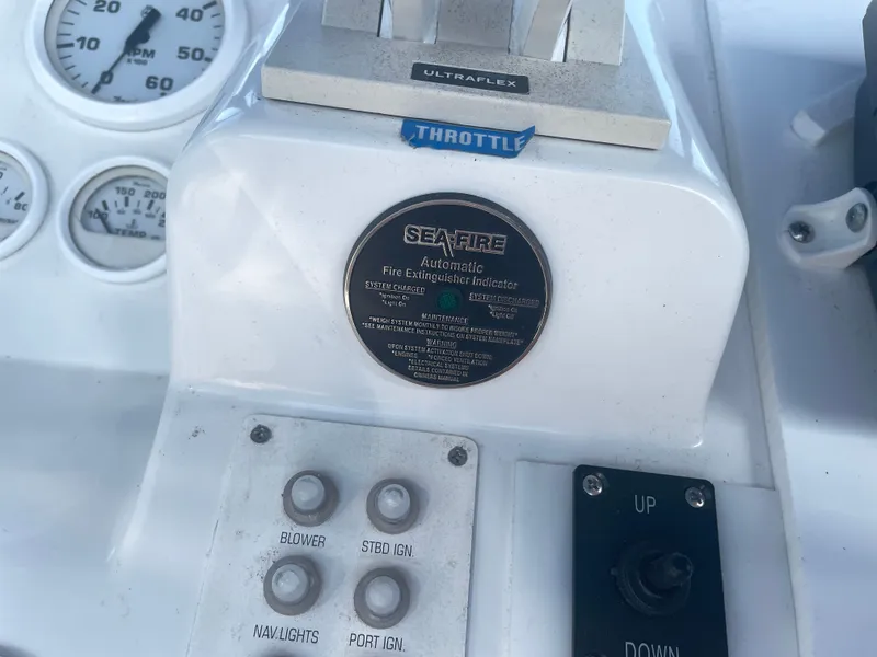 Slide: The Image of Mainship 31 Sedan Bridge 1996 - 21