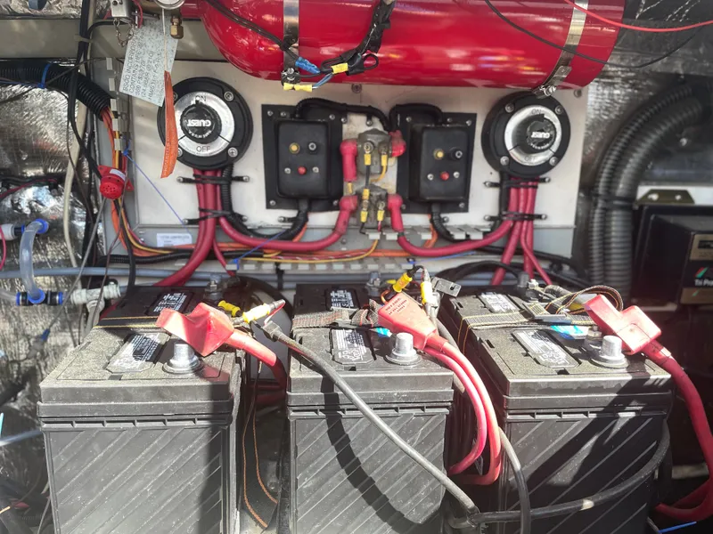 Slide: The Image of Mainship 31 Sedan Bridge 1996 - 22