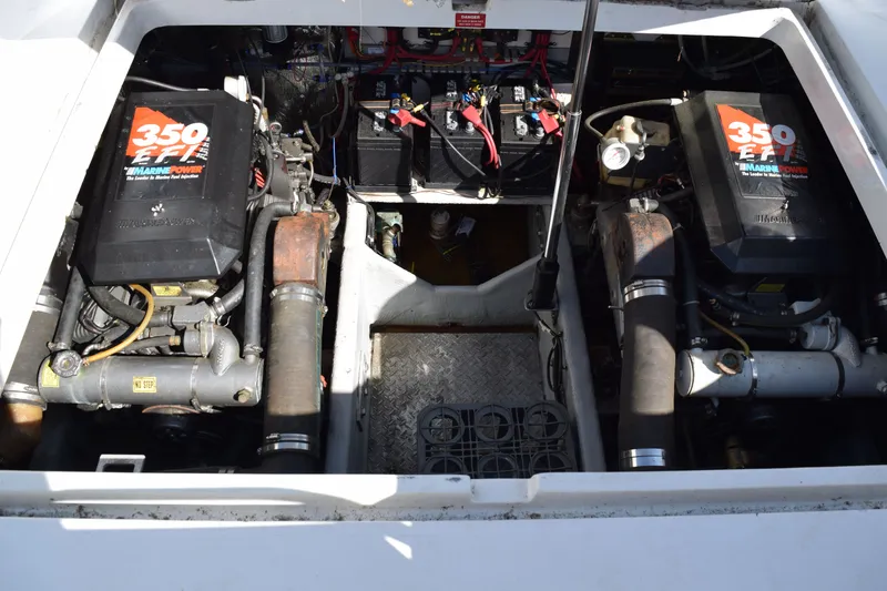 Slide: The Image of Mainship 31 Sedan Bridge 1996 - 23