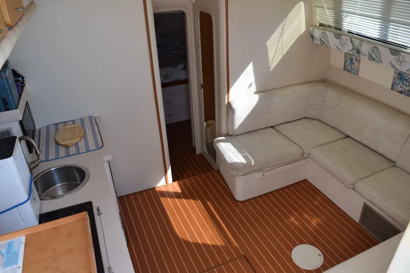 Slide: The Image of Mainship 31 Sedan Bridge 1996 - 5