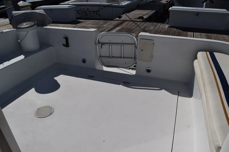 Slide: The Image of Mainship 31 Sedan Bridge 1996 - 8