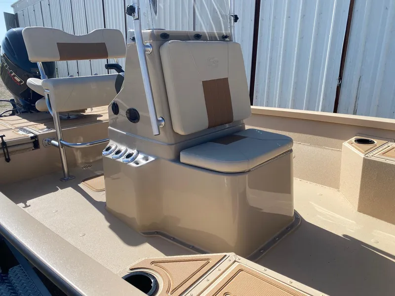Slide: The Image of 2025 G3 Bay 21 GX boat interior with seating and console, featuring modern design elements. - 7