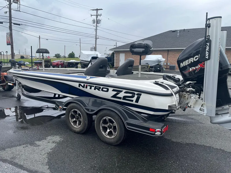 Slide: The Image of 2015 Nitro Z21 Z-Pro High Performance boat with Mercury Pro XS engine on trailer. - 12