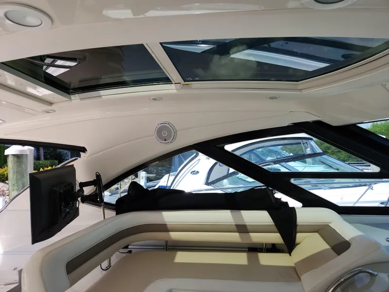 Slide: The Image of Sea Ray 470 Sundancer 2014 - 57