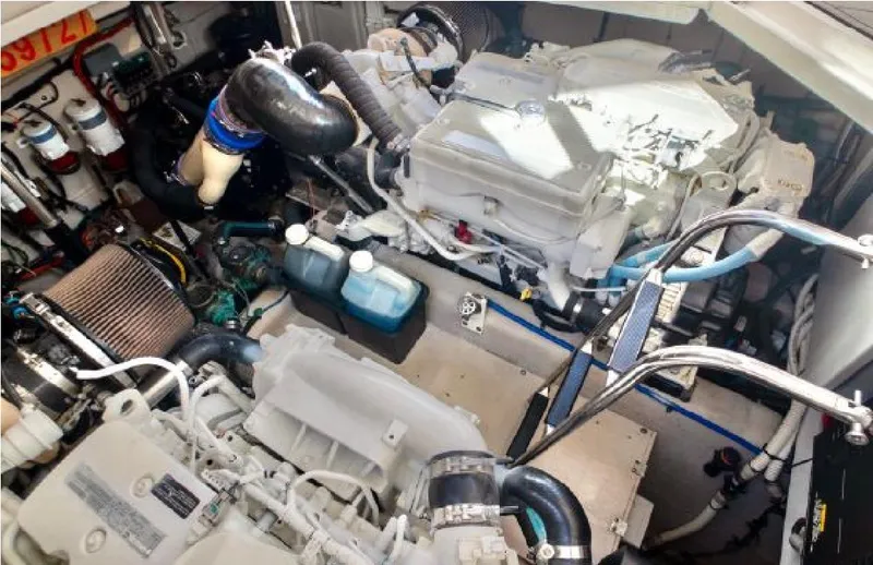 Slide: The Image of Sea Ray 470 Sundancer 2014 - 61