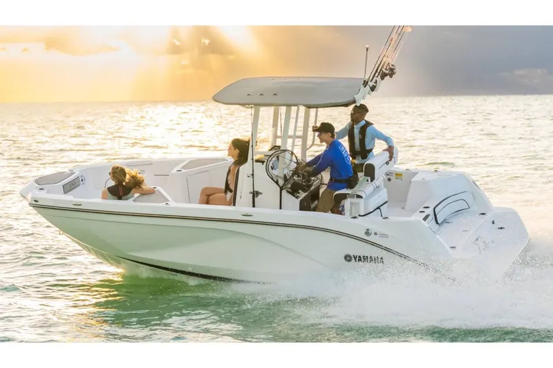 Slide: The Image of Yamaha 220 FSH Sport 2024 - 7