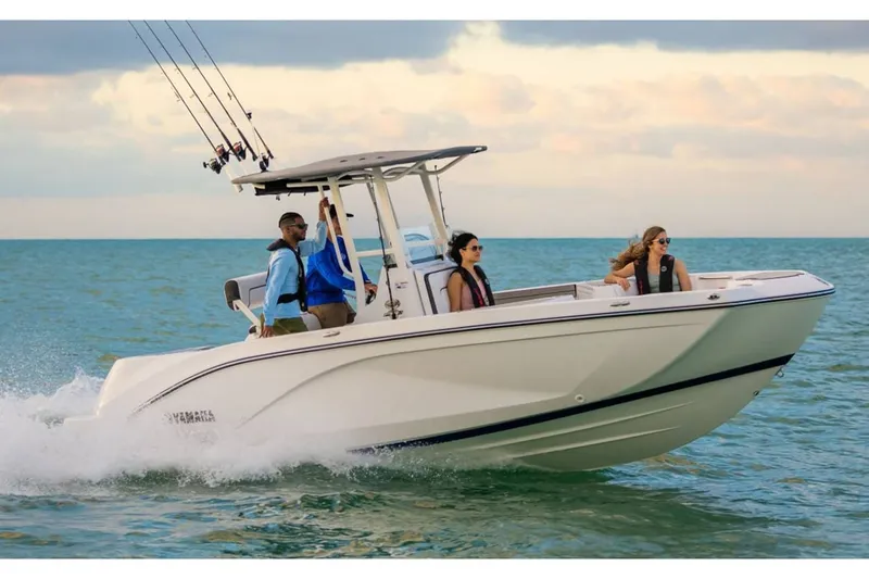 Slide: The Image of Yamaha 220 FSH Sport 2024 - 9