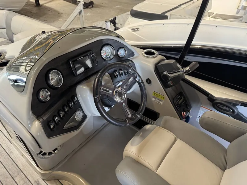 Slide: The Image of Starcraft MX 25 2016 - 5