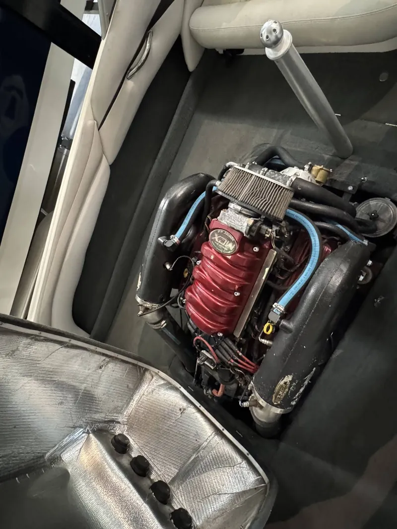 Slide: The Image of MasterCraft ProStar 197 2010 - 3