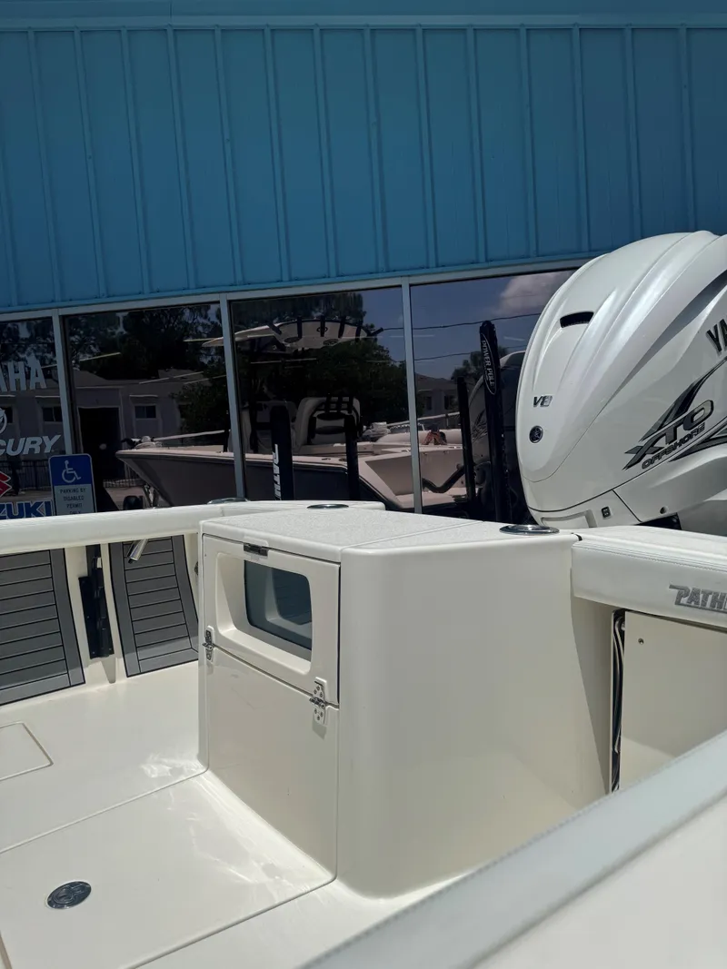 Slide: The Image of 2023 Pathfinder 2700 Open boat with Yamaha engine, displayed outdoors. - 7