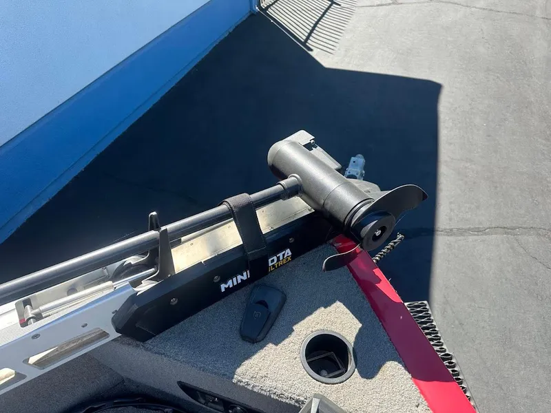 Slide: The Image of 2013 Tracker Pro Guide V-175 SC boat with Minn Kota trolling motor. - 24