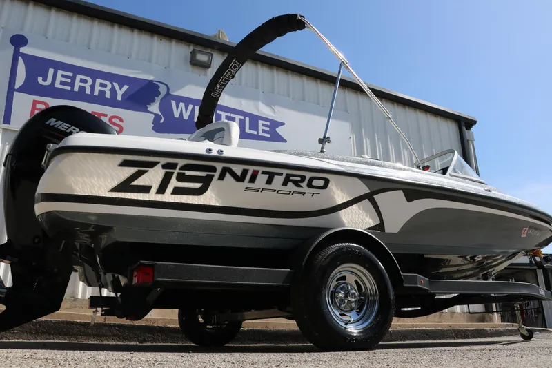 Slide: The Image of 2017 Nitro Z19 Sport boat displayed outside dealership. - 2
