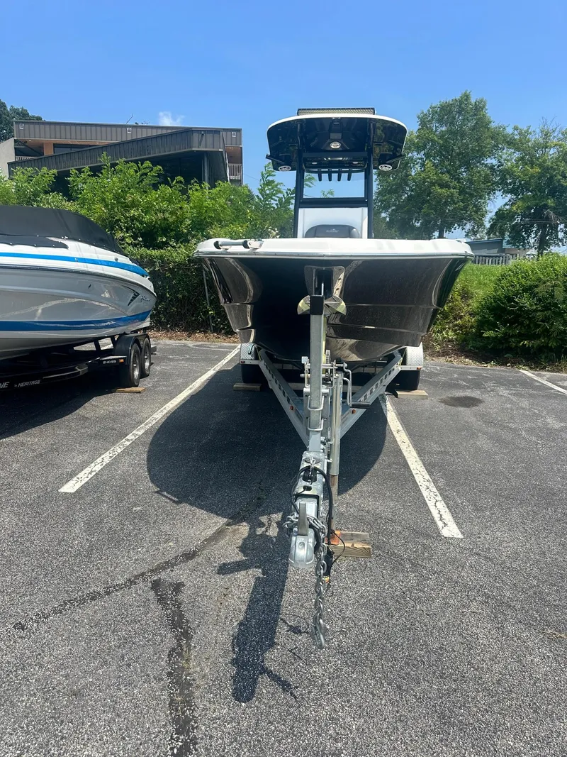 Slide: The Image of 2023 NauticStar 251 Hybrid boat at Rhode River Boat Sales dealership. - 33