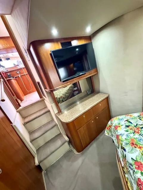Slide: The Image of Master StateRoom - Forward - 40