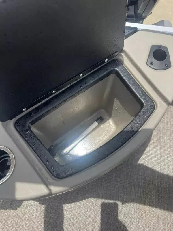 Slide: The Image of Tracker Bass Buggy 18DLX 2023 - 20