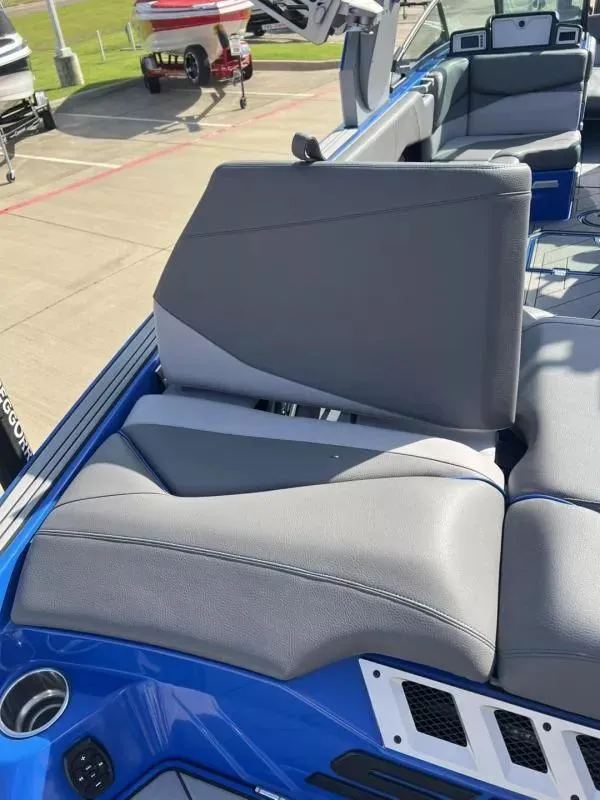 Slide: The Image of Supra SL400 2020 - 11