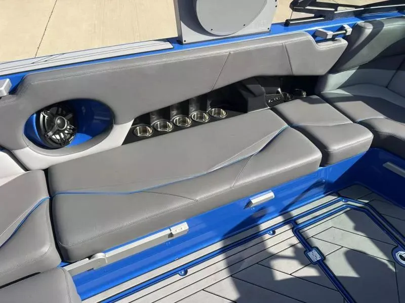 Slide: The Image of Supra SL400 2020 - 15