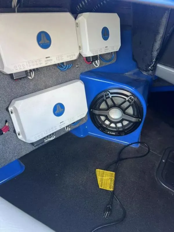 Slide: The Image of Supra SL400 2020 - 22