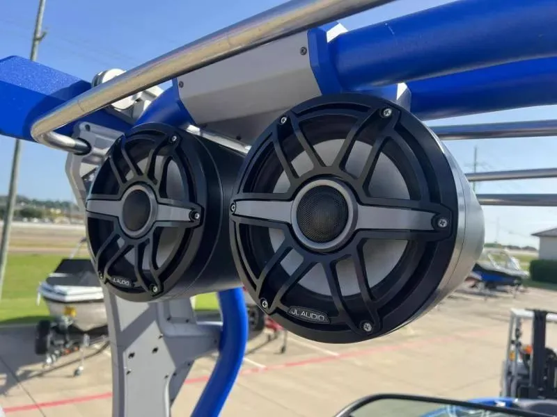 Slide: The Image of Supra SL400 2020 - 24