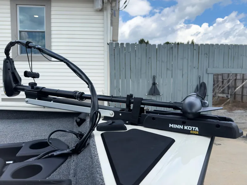 Slide: The Image of 2024 Tracker Pro Team 175 TXW with Minn Kota Edge trolling motor. - 22