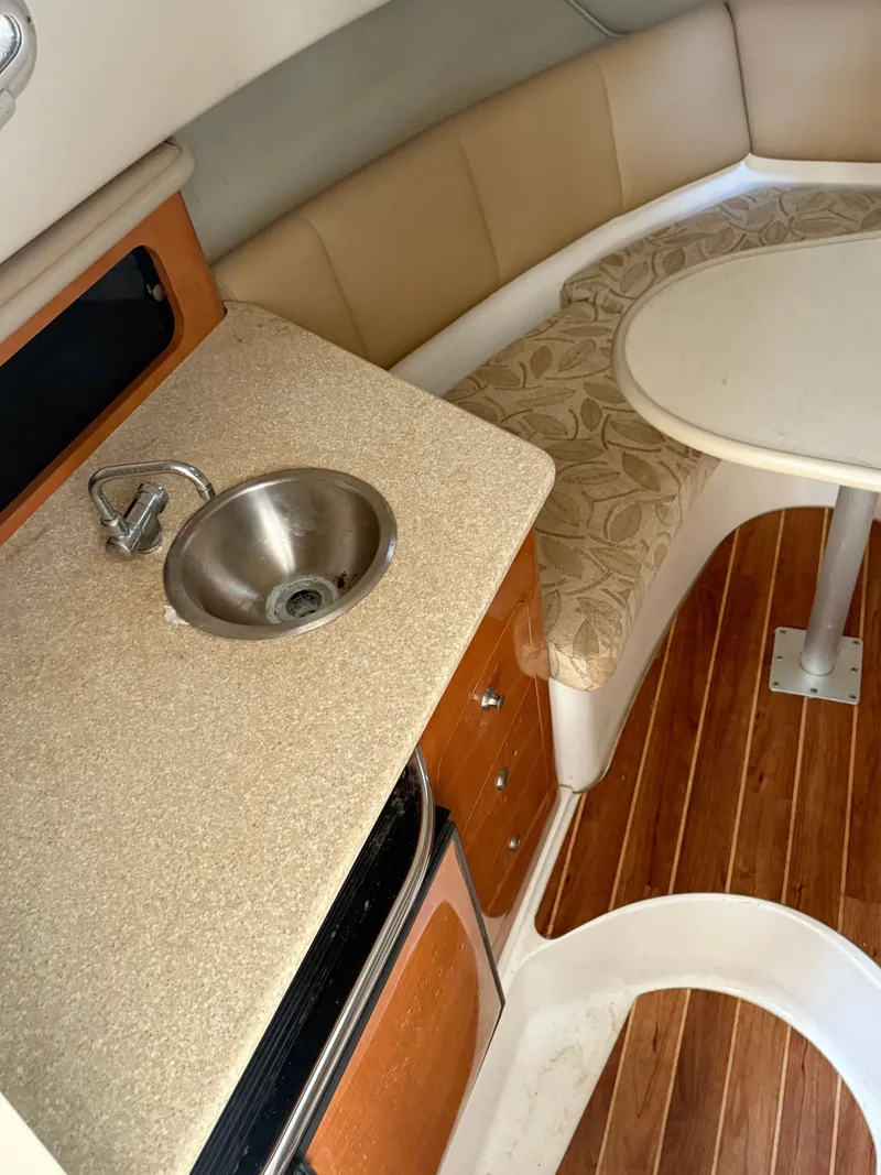 Slide: The Image of Robalo R245 Walkaround 2008 - 18